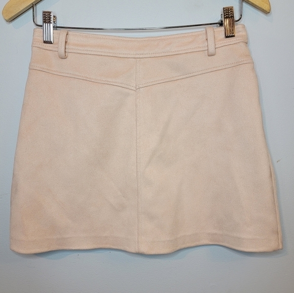 Zara | Button Up Pink Mini Skirt - Picture 4 of 8